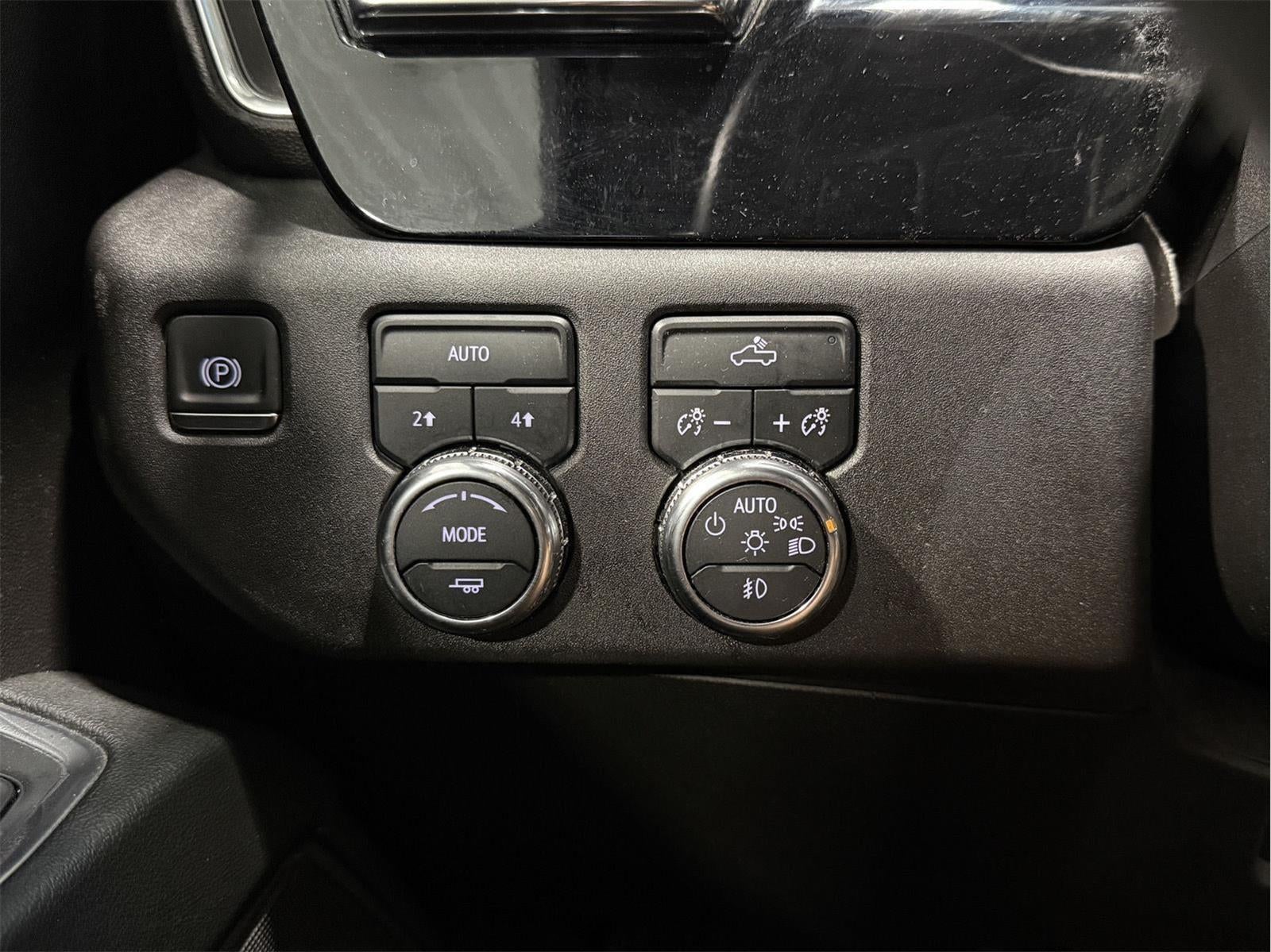 2023 GMC Sierra 1500 4WD Double Cab Standard Box Elevation with 3SB