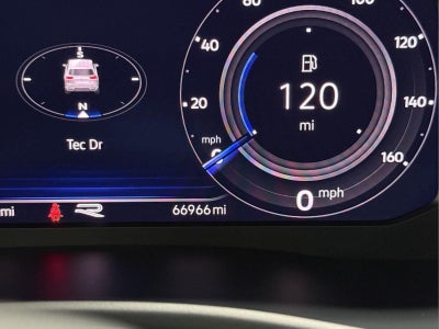 2022 Volkswagen Atlas Cross Sport 3.6L V6 SEL Premium R-Line