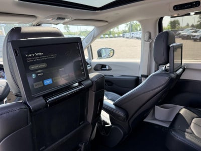 2024 Chrysler Pacifica Touring L AWD