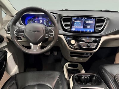 2022 Chrysler Pacifica Touring L AWD