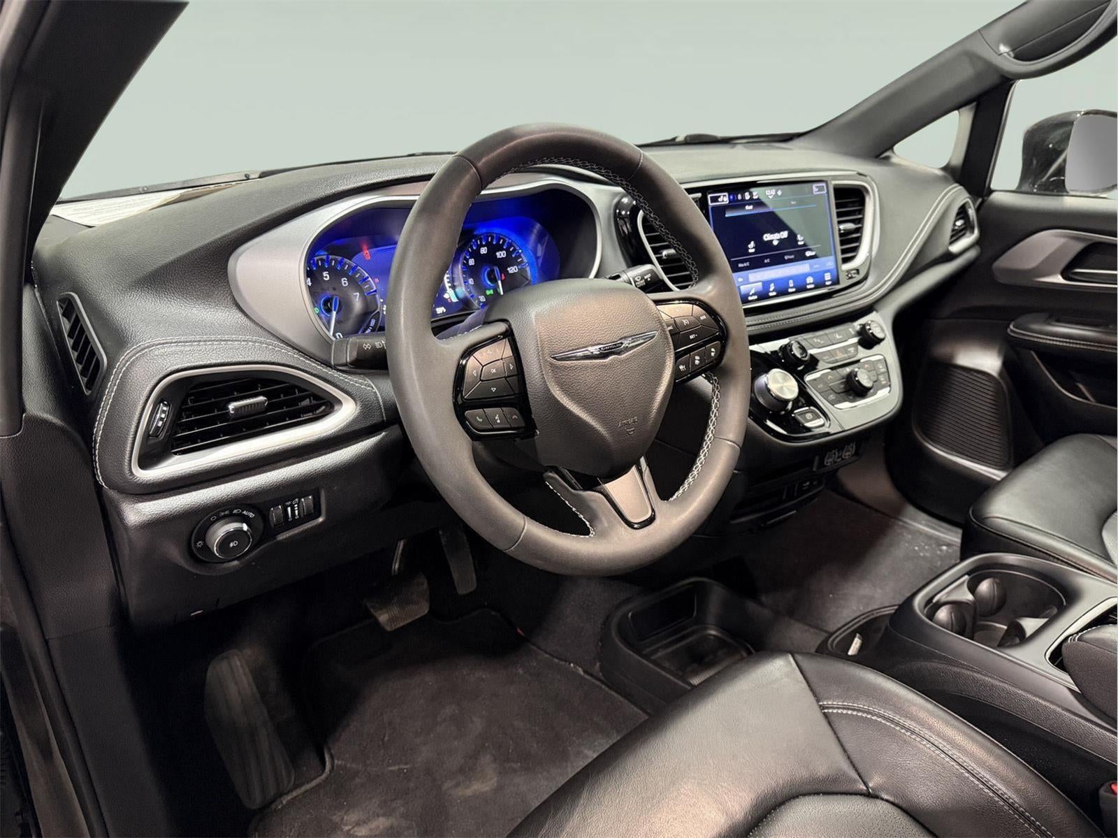 2022 Chrysler Pacifica Touring L AWD