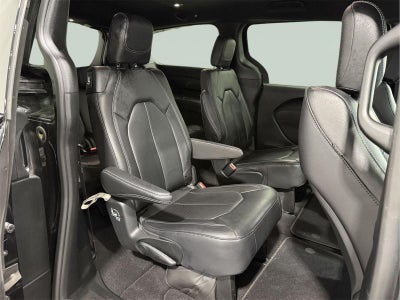 2022 Chrysler Pacifica Touring L AWD