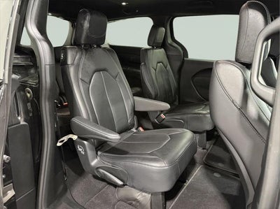 2022 Chrysler Pacifica Touring L AWD