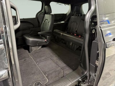 2022 Chrysler Pacifica Touring L AWD