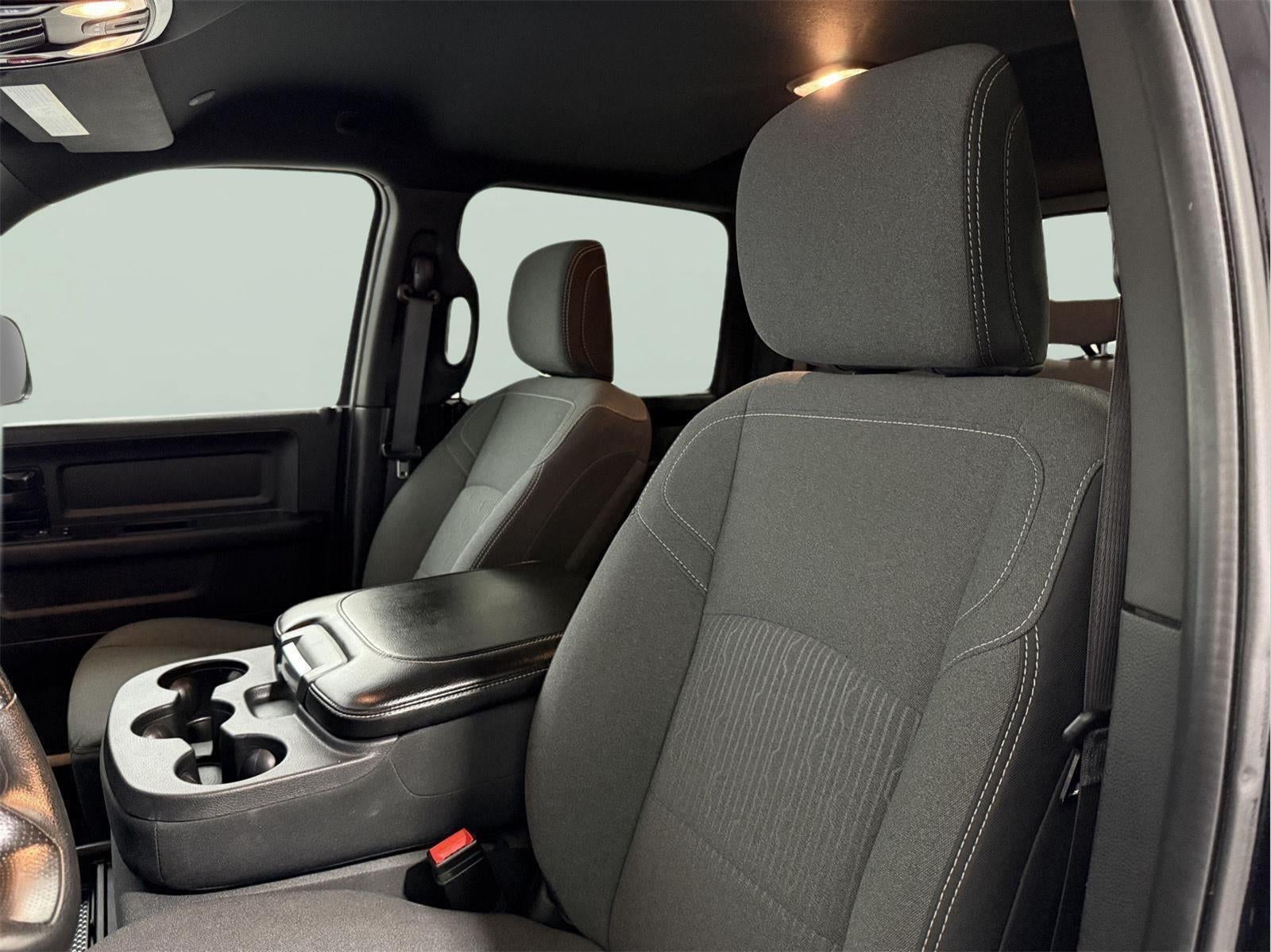 2022 RAM 3500 Tradesman Crew Cab 4x4 8' Box