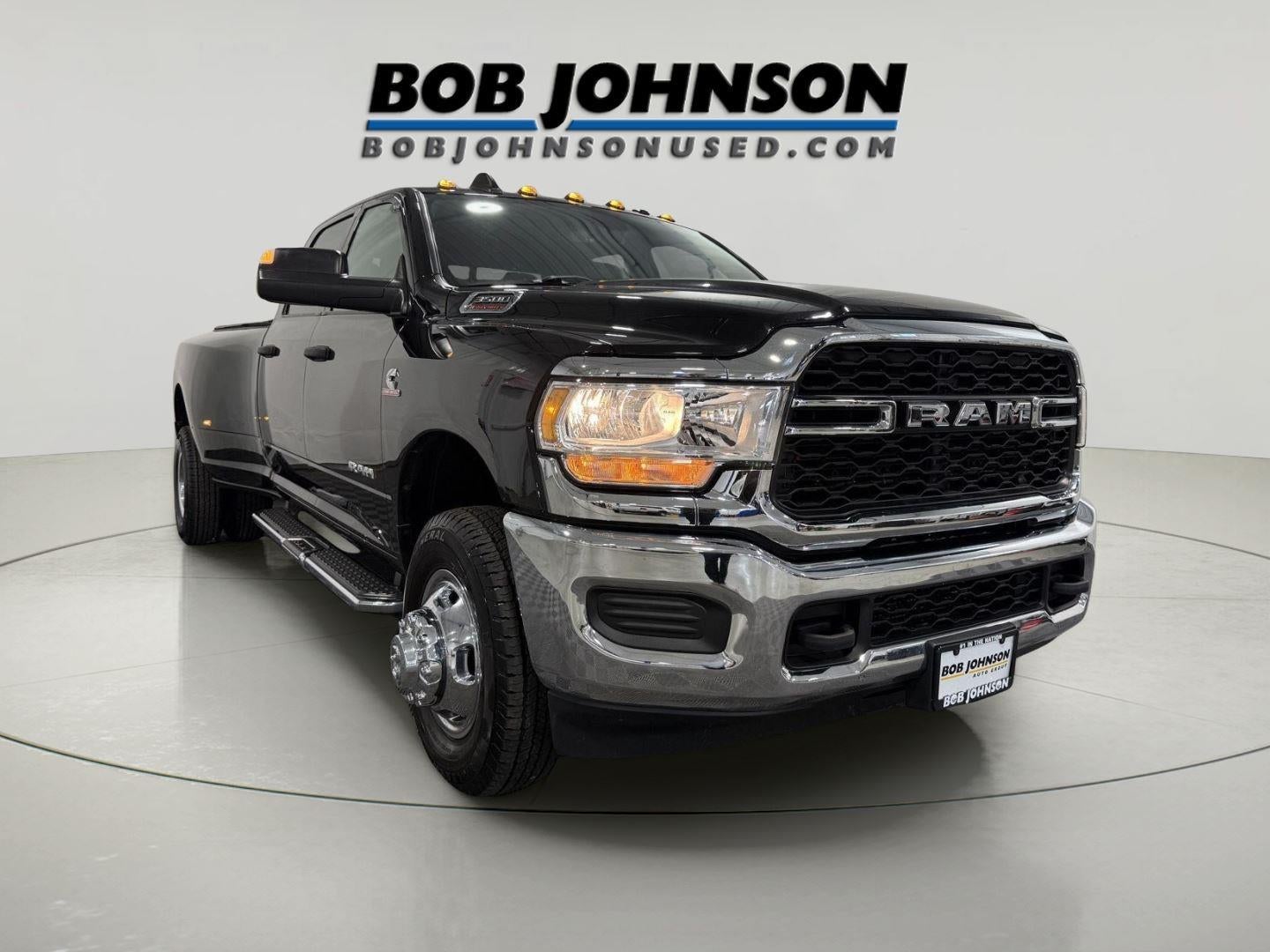 2022 RAM 3500 Tradesman Crew Cab 4x4 8' Box