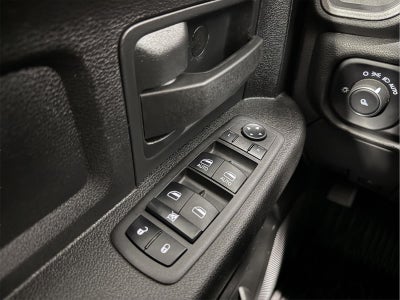 2022 RAM 3500 Tradesman Crew Cab 4x4 8' Box