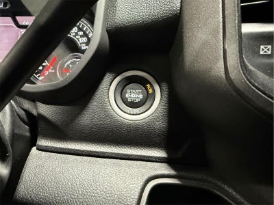 2022 RAM 3500 Tradesman Crew Cab 4x4 8' Box