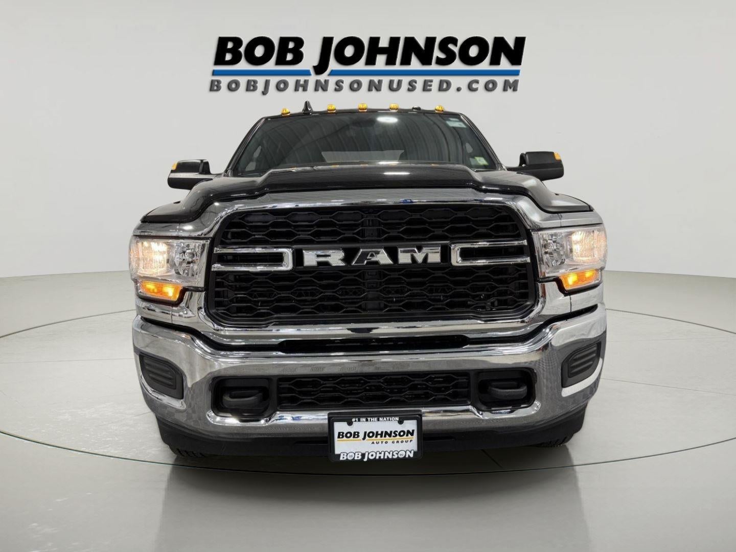 2022 RAM 3500 Tradesman Crew Cab 4x4 8' Box