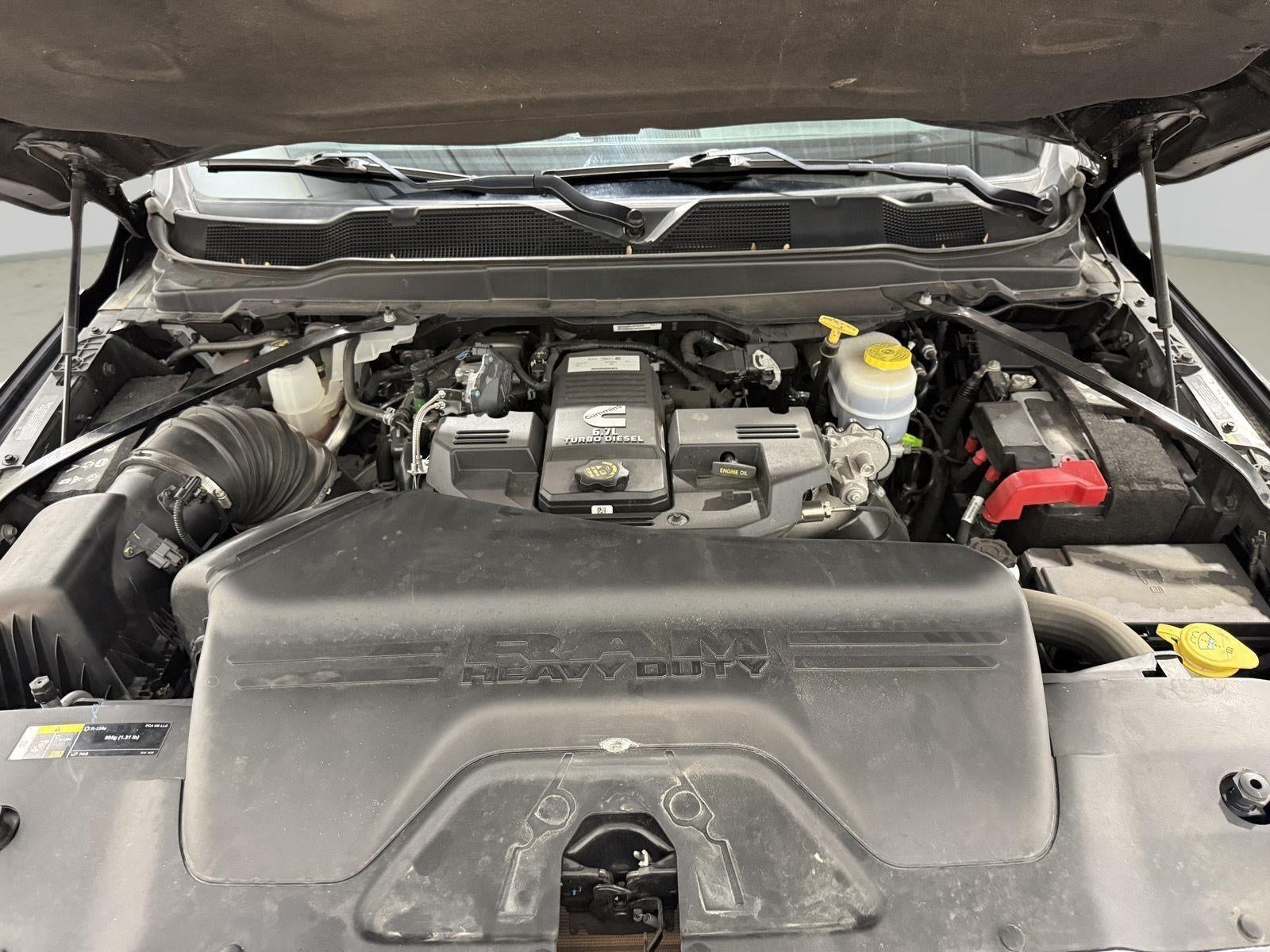 2022 RAM 3500 Tradesman Crew Cab 4x4 8' Box
