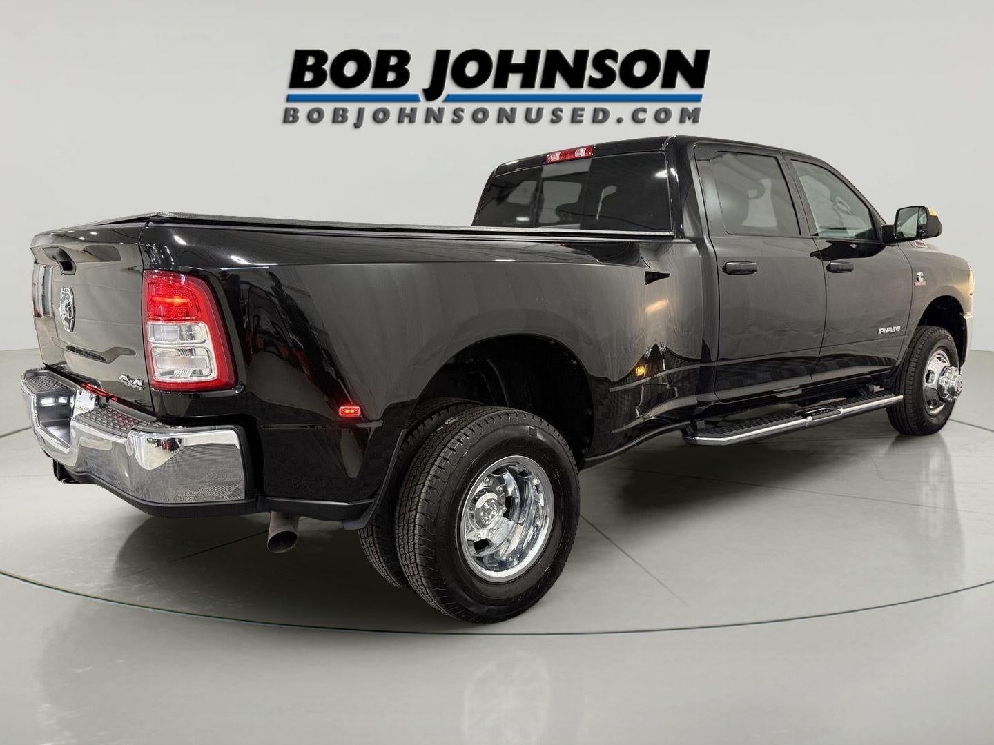 2022 RAM 3500 Tradesman Crew Cab 4x4 8' Box