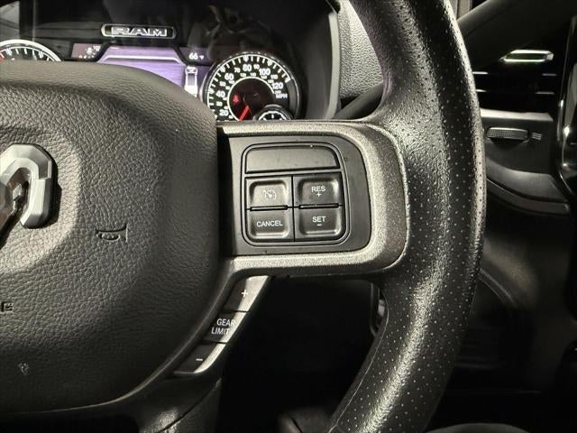 2022 RAM 3500 Tradesman Crew Cab 4x4 8' Box