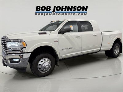2020 RAM 3500 Laramie Longhorn Mega Cab 4x4 6'4' Box