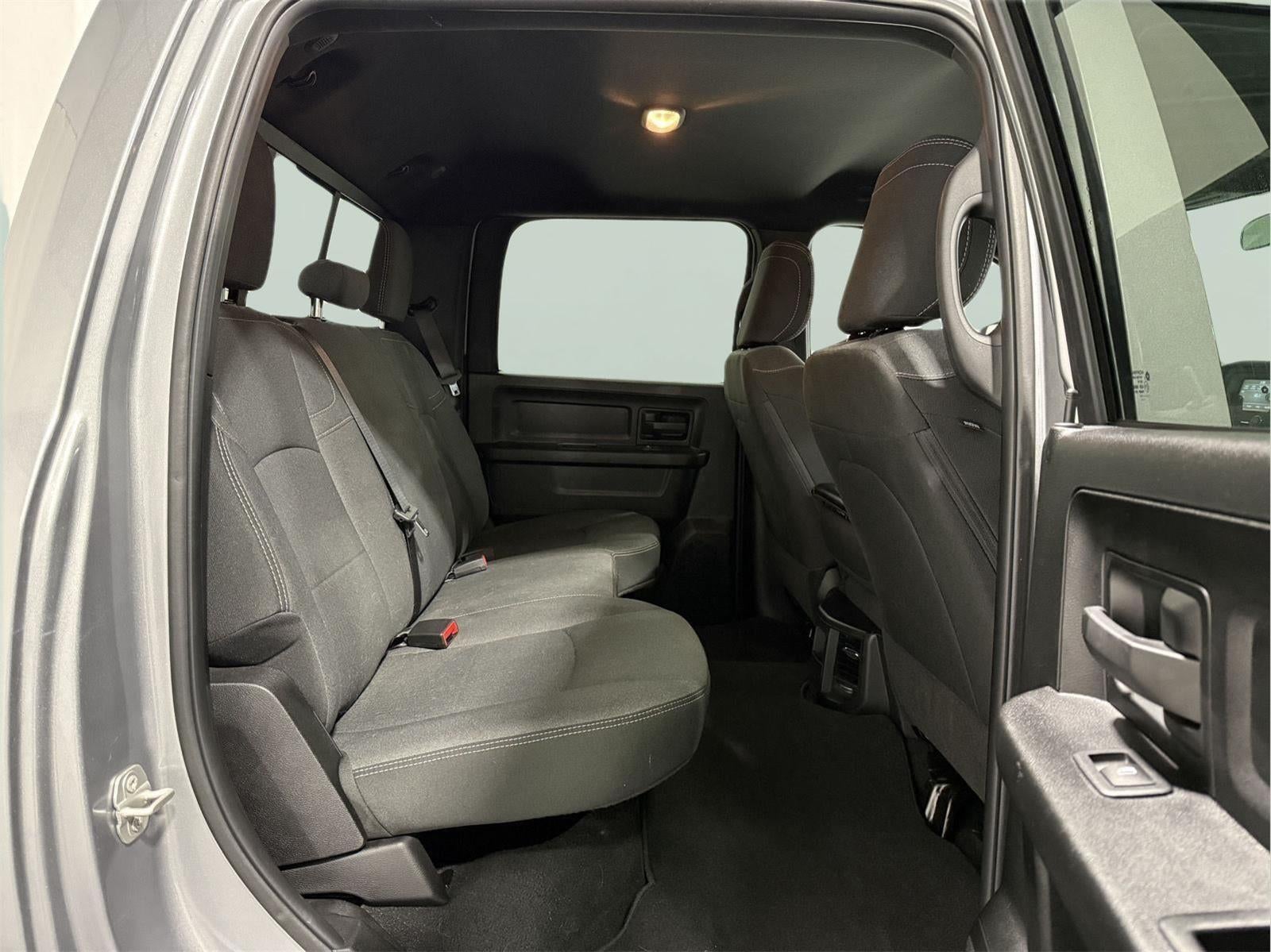 2024 RAM 2500 Tradesman Crew Cab 4x4 6'4' Box