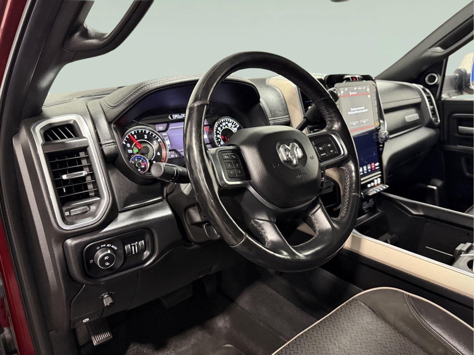 2019 RAM 2500 Laramie Crew Cab 4x4 6'4' Box