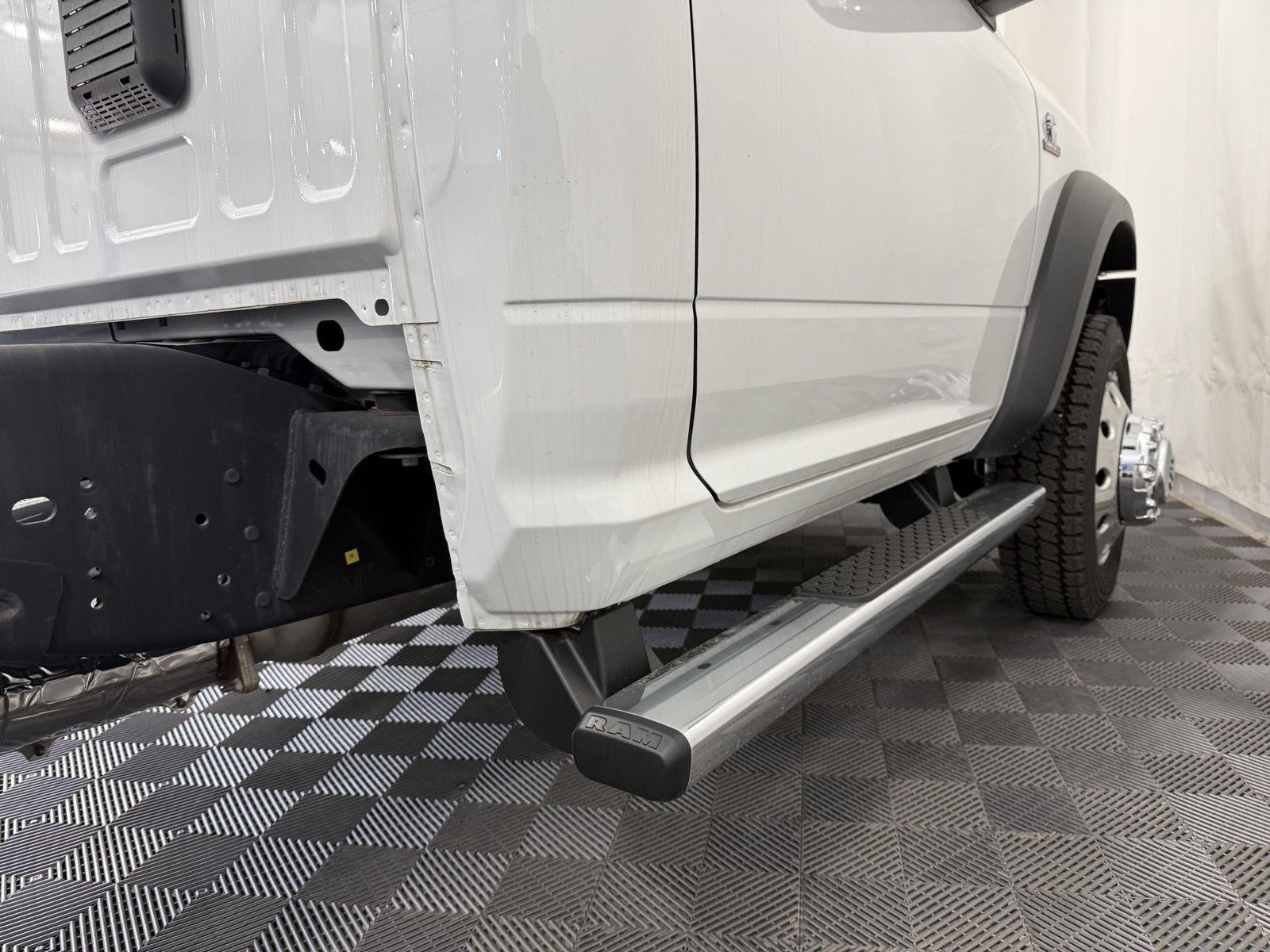 2024 RAM 5500 Chassis Tradesman/SLT