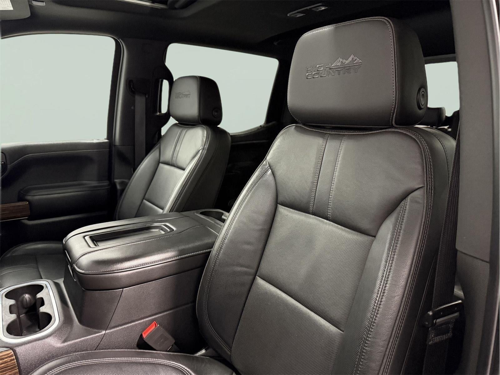 2020 Chevrolet Silverado 1500 4WD Crew Cab Short Bed High Country