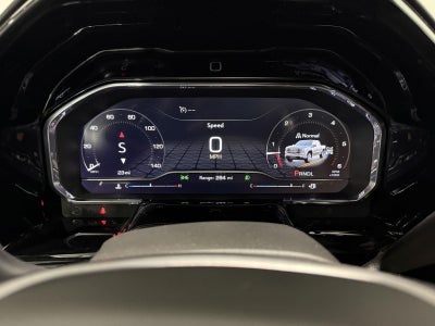 2025 GMC Sierra 1500 4WD Crew Cab Short Box Elevation with 3VL