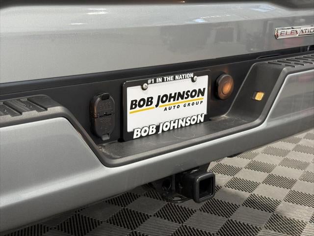 2025 GMC Sierra 1500 4WD Crew Cab Short Box Elevation with 3VL