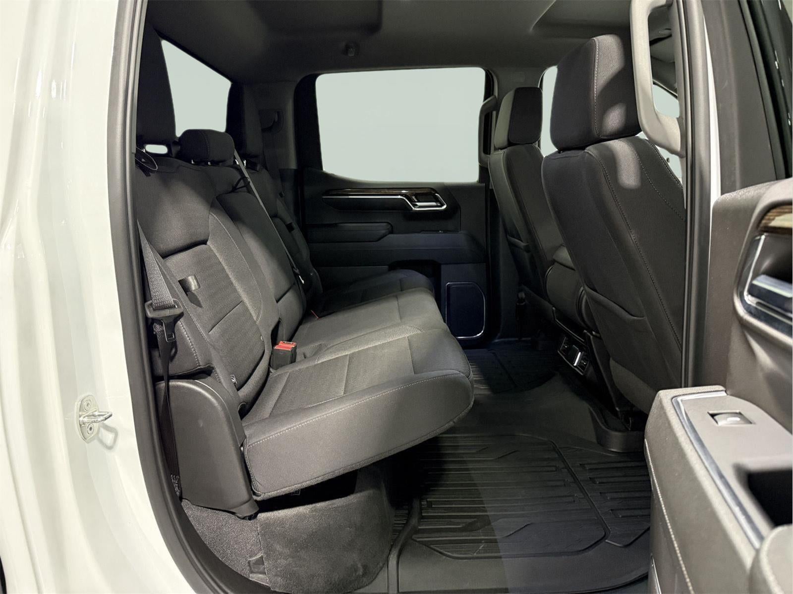 2024 GMC Sierra 1500 4WD Crew Cab Short Box Elevation with 3SB