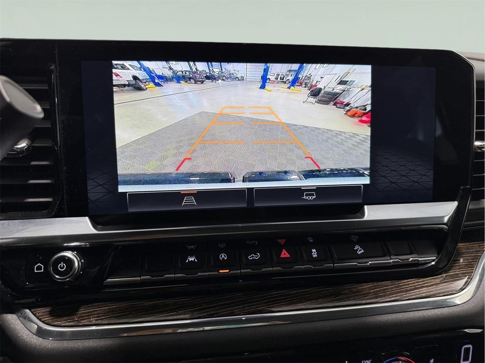 2024 GMC Sierra 1500 4WD Crew Cab Short Box Elevation with 3SB
