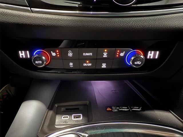 2024 Buick Enclave Essence AWD