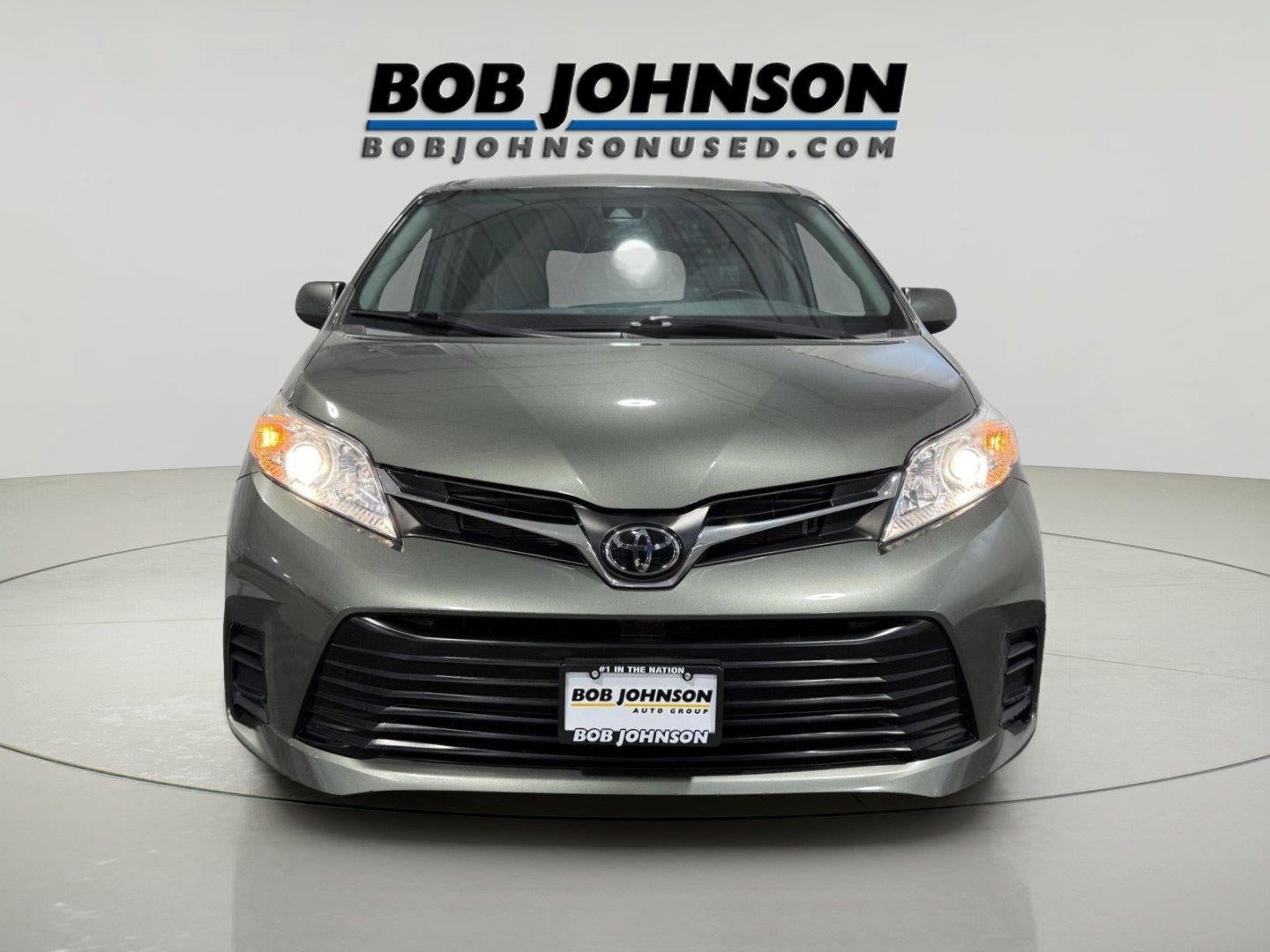 2020 Toyota Sienna LE