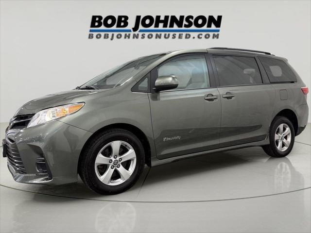 2020 Toyota Sienna LE