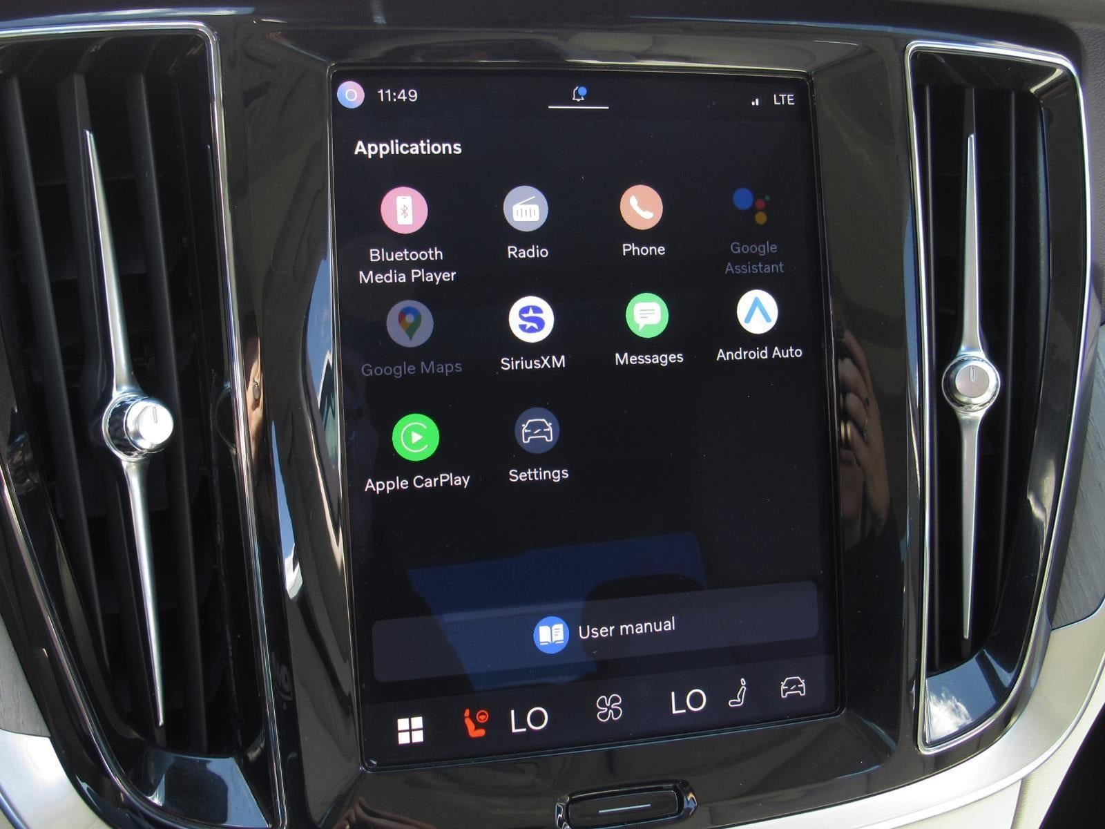 2023 Volvo S60 B5 Plus Dark Theme
