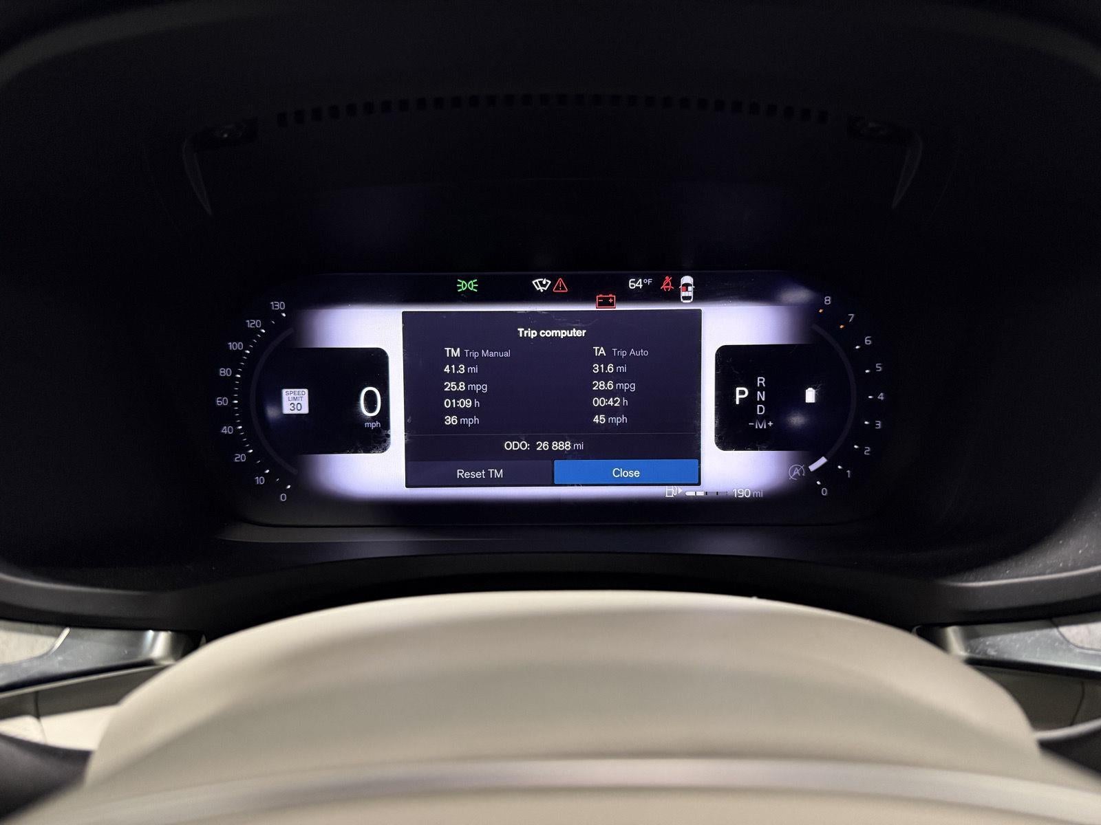 2023 Volvo S60 B5 Plus Dark Theme