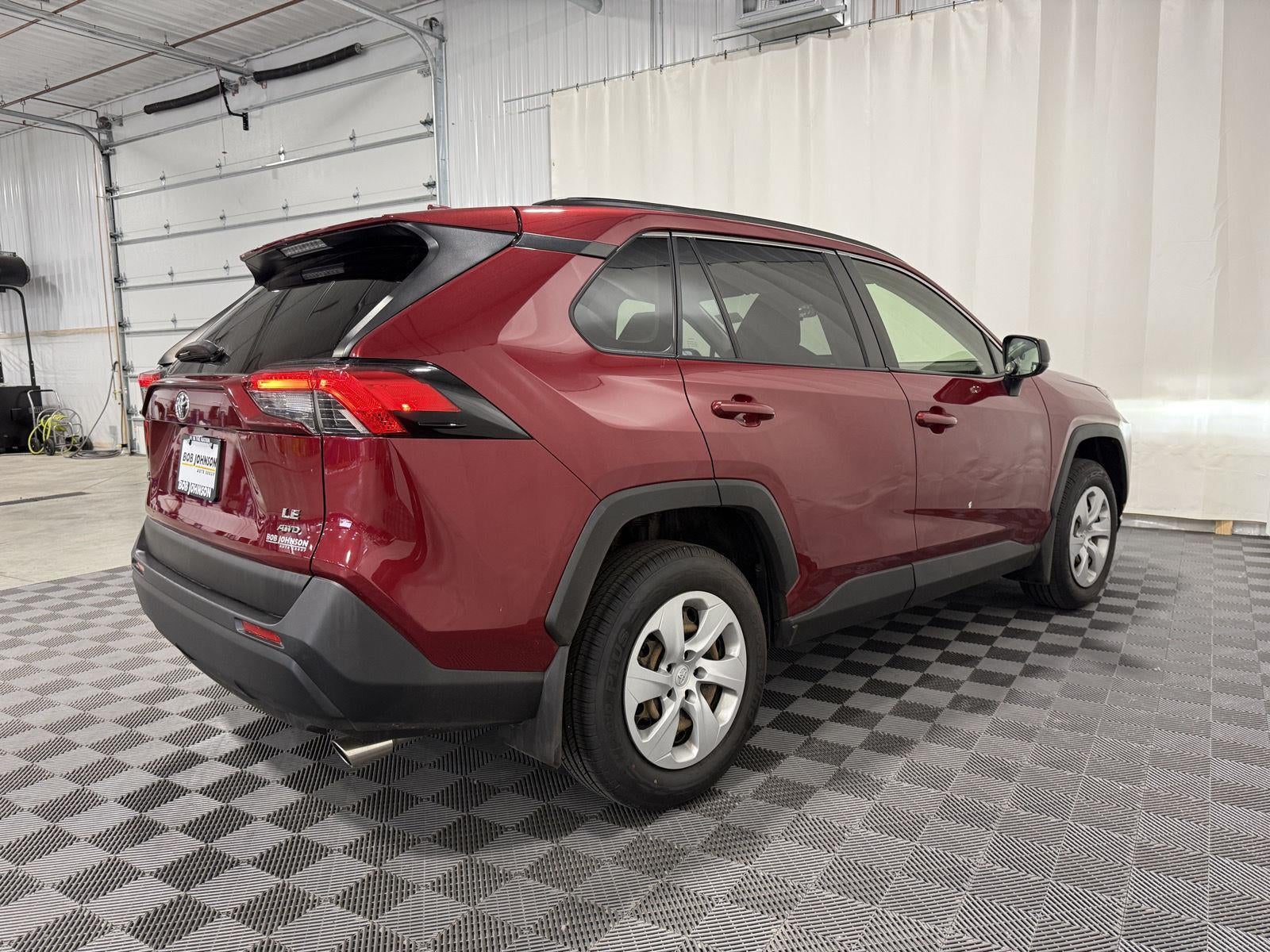 2019 Toyota RAV4 LE