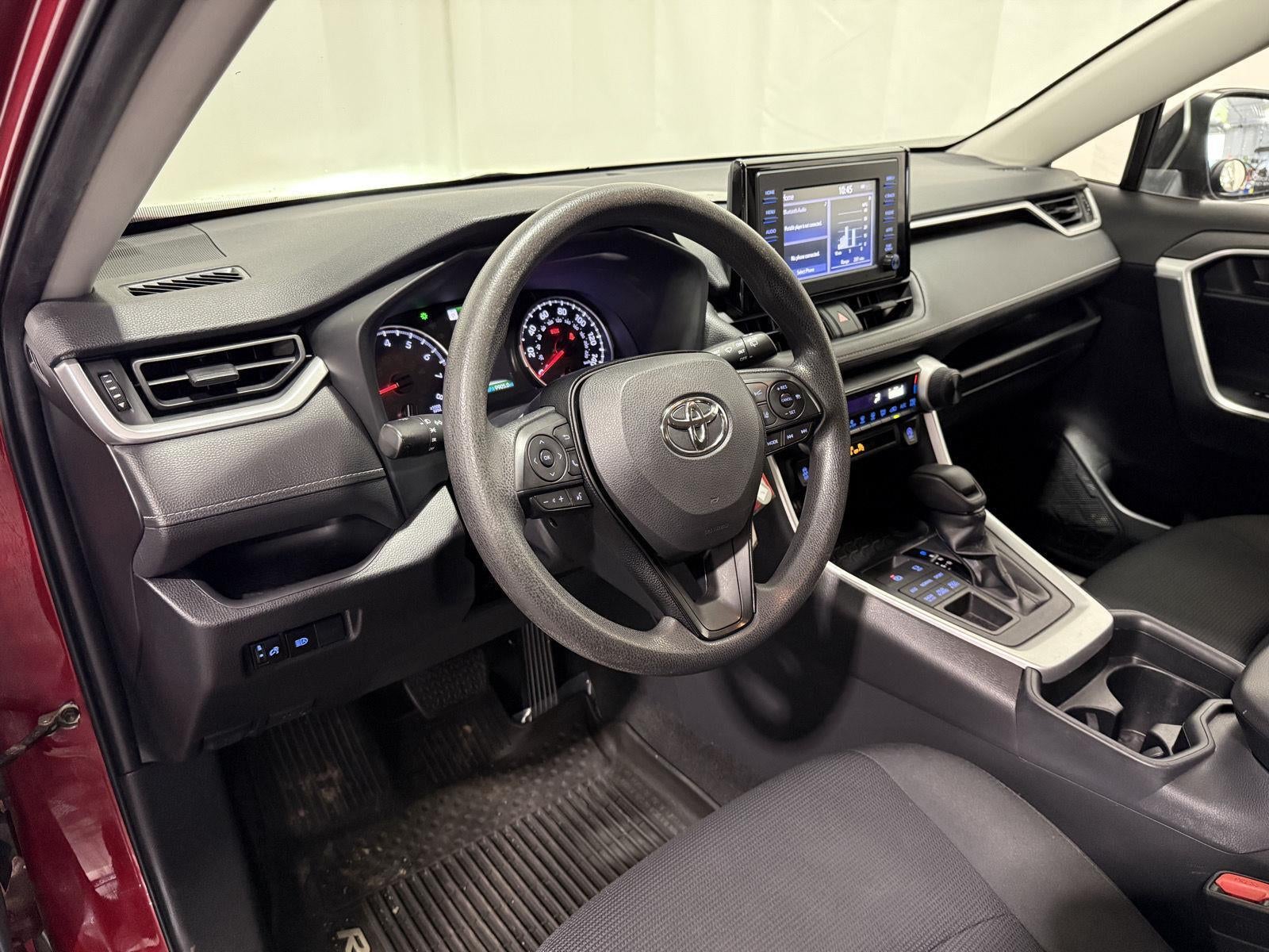 2019 Toyota RAV4 LE