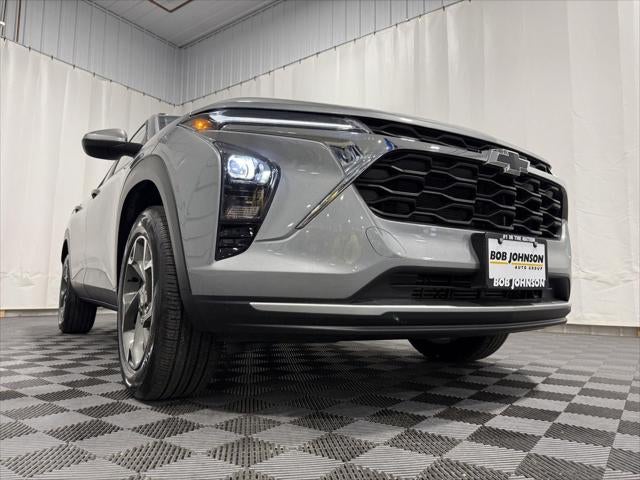 2024 Chevrolet Trax FWD LT