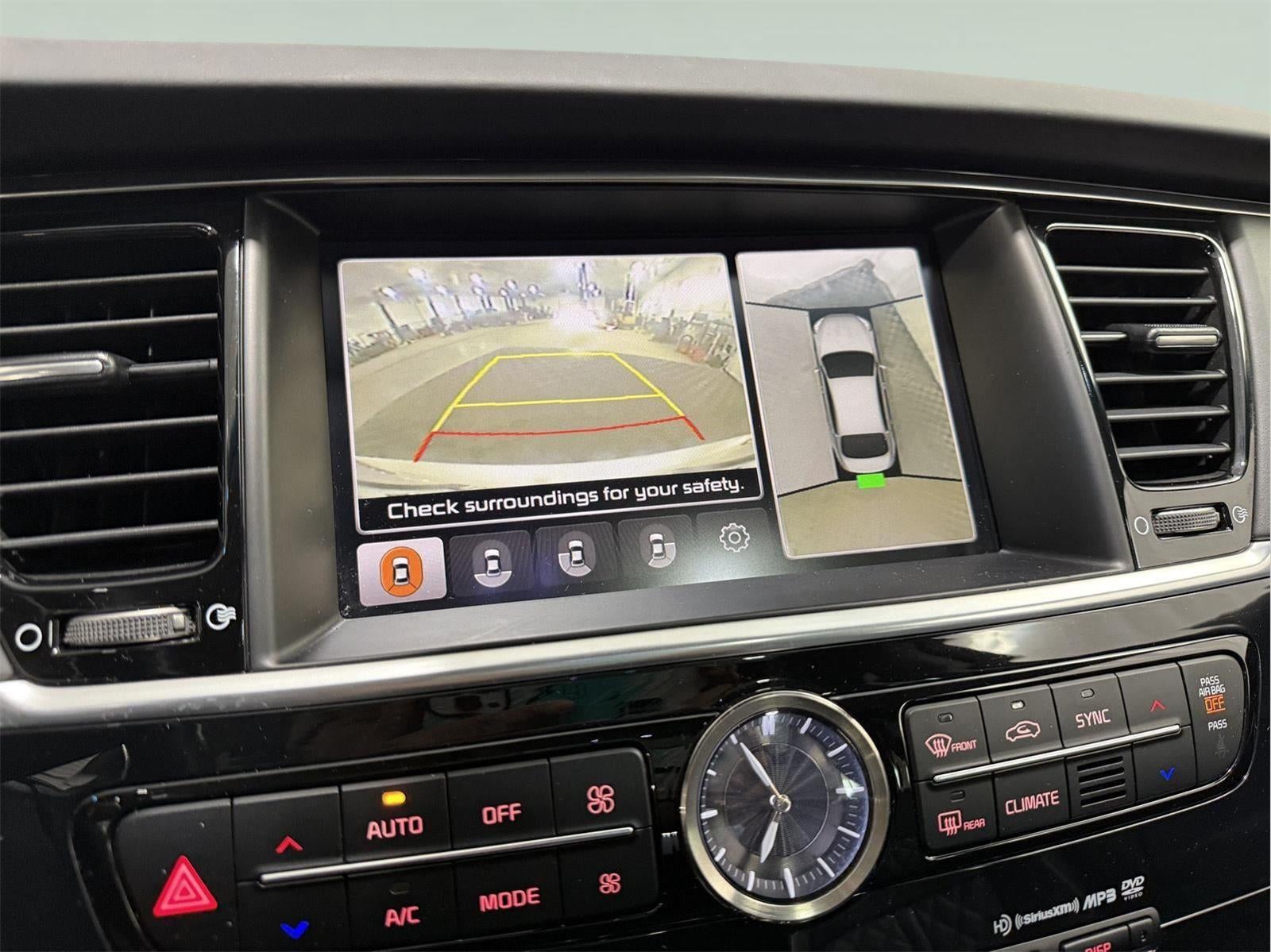 2015 Kia K900 Luxury