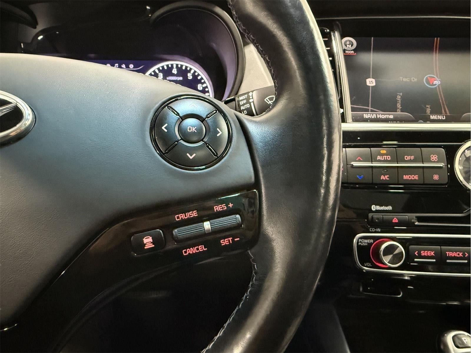 2015 Kia K900 Luxury