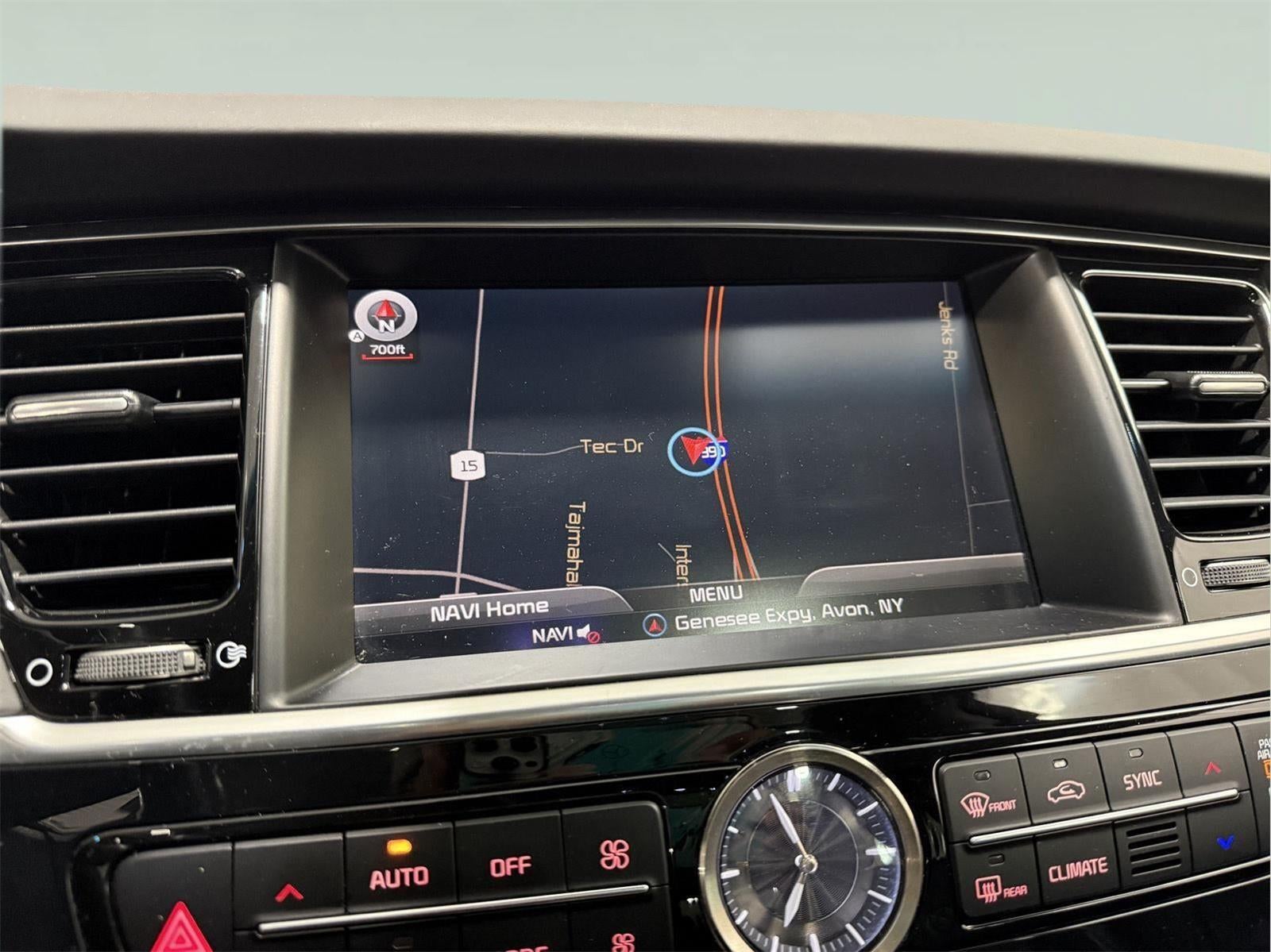 2015 Kia K900 Luxury