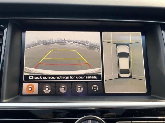 2015 Kia K900 Luxury