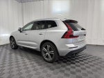 2021 Volvo XC60 T6 Momentum