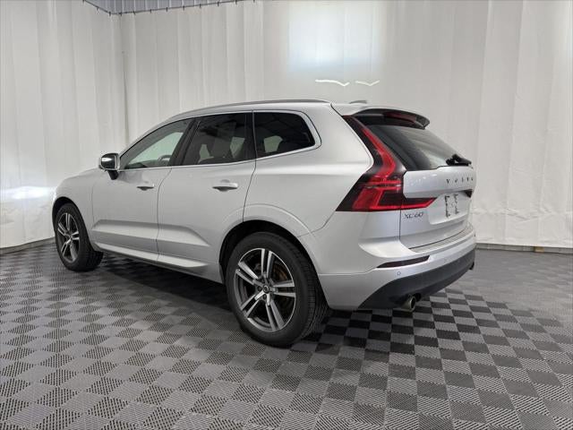 2021 Volvo XC60 T6 Momentum