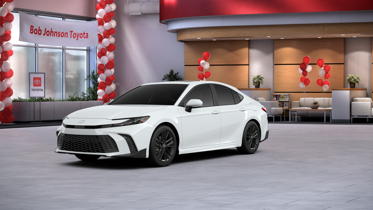 2026 Toyota Camry SE AWD