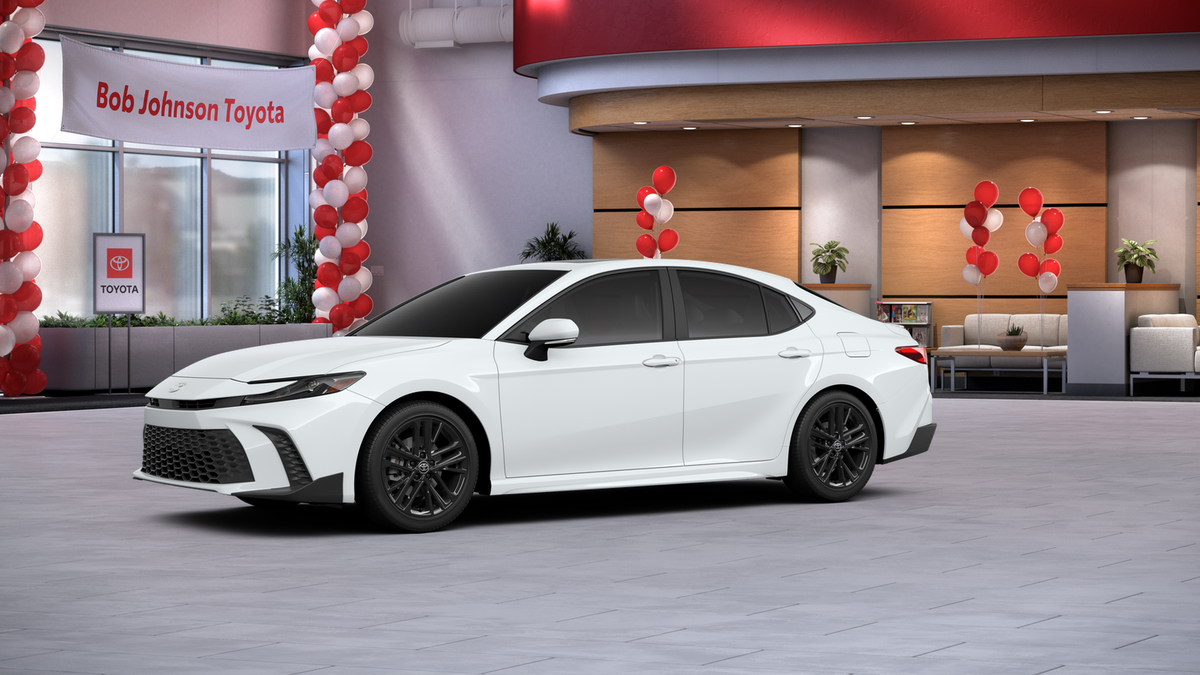 2026 Toyota Camry SE AWD