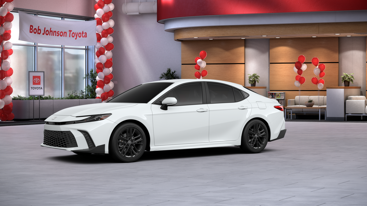 2026 Toyota Camry SE AWD