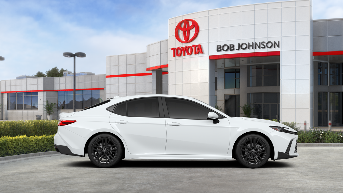 2026 Toyota Camry SE AWD