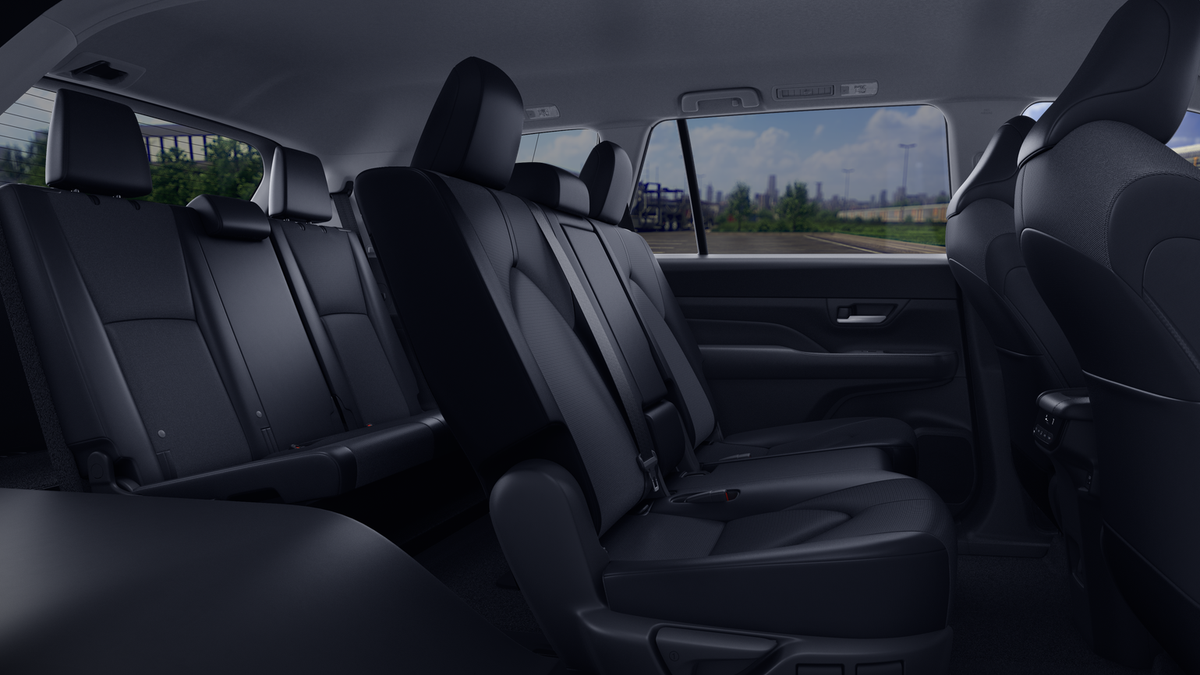 2026 Toyota Grand Highlander LE