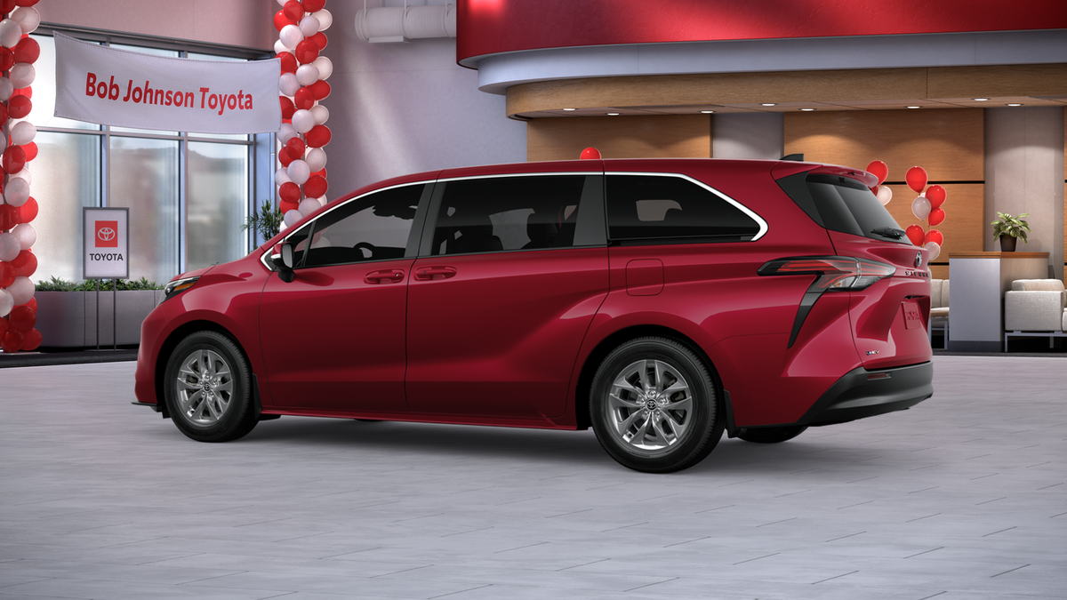 2026 Toyota Sienna LE