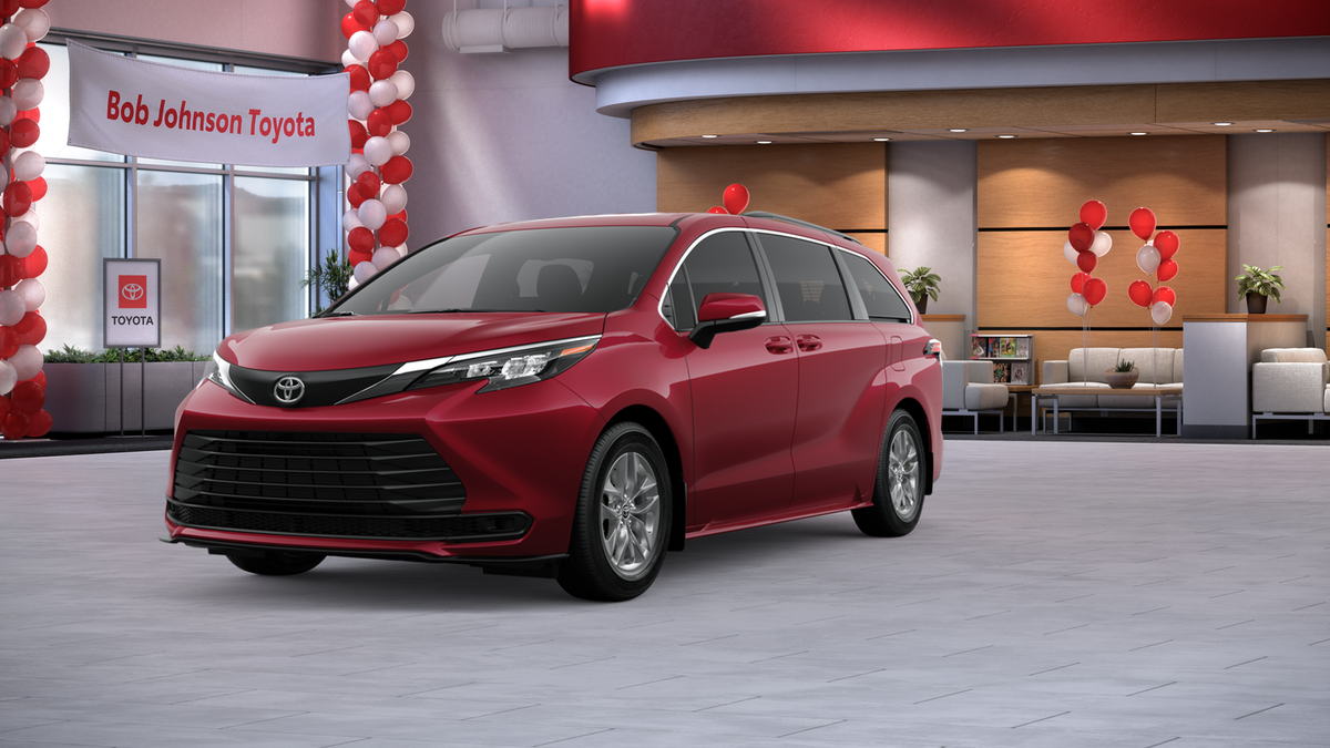 2026 Toyota Sienna LE