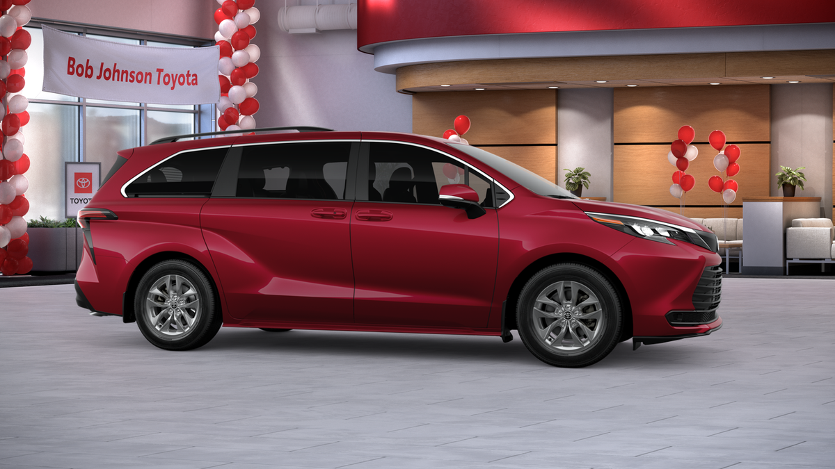 2026 Toyota Sienna LE