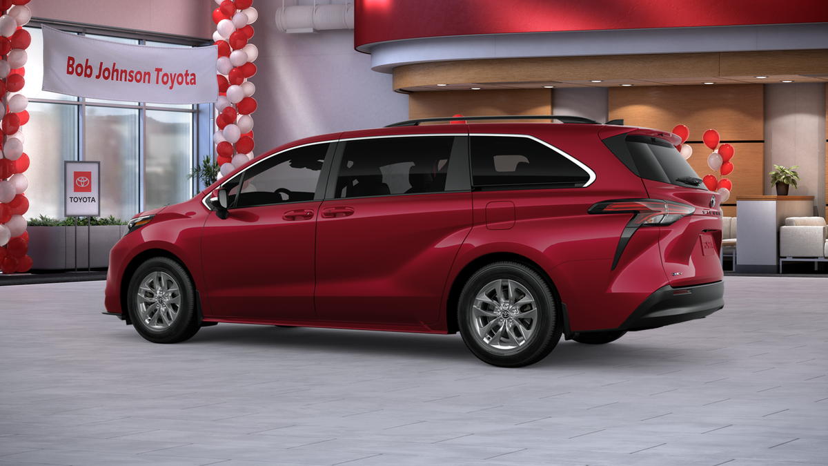 2026 Toyota Sienna LE