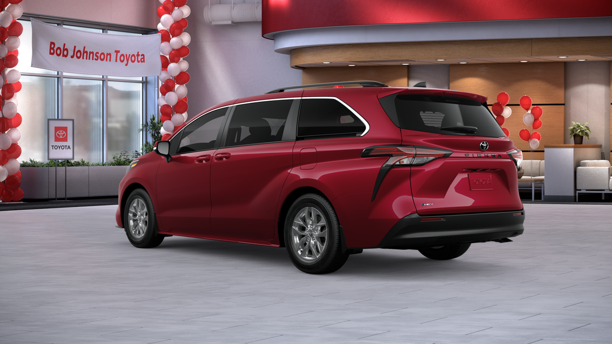 2026 Toyota Sienna LE