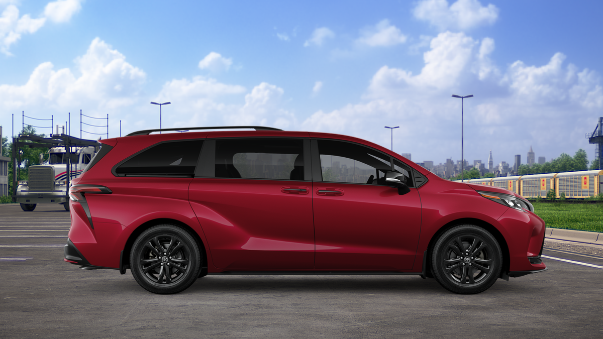 2026 Toyota Sienna XSE
